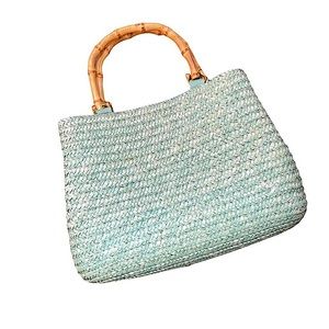 Green straw spring bag